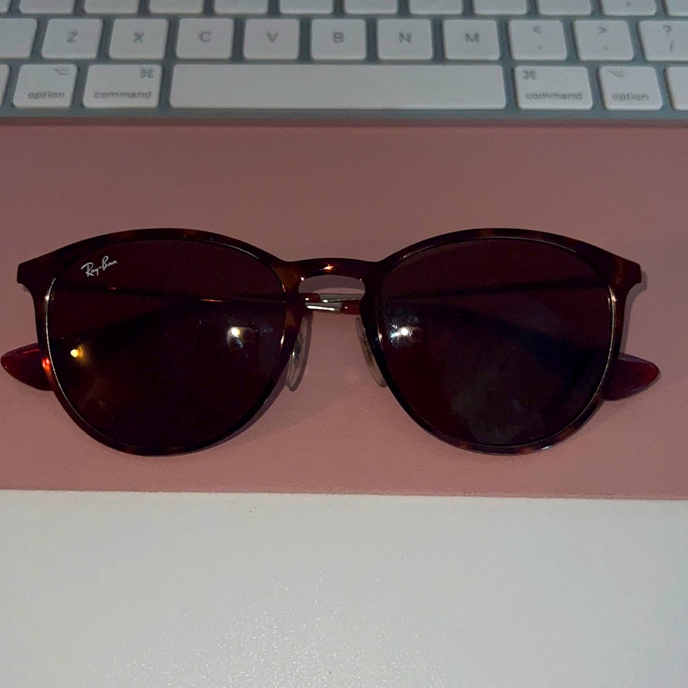 Ray ban sunglasses